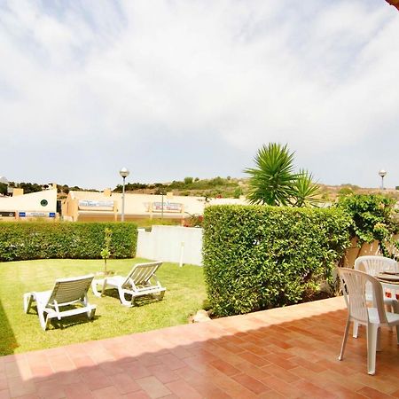 Lovelystay - Alto Dos Calicos 2Br House With Garden Αλμπουφέιρα Εξωτερικό φωτογραφία