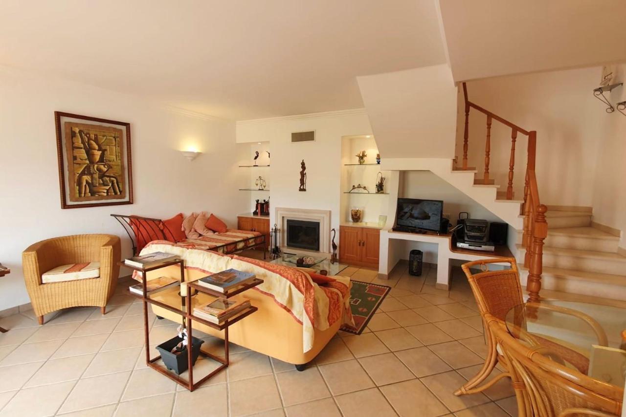 Lovelystay - Alto Dos Calicos 2Br House With Garden Αλμπουφέιρα Εξωτερικό φωτογραφία