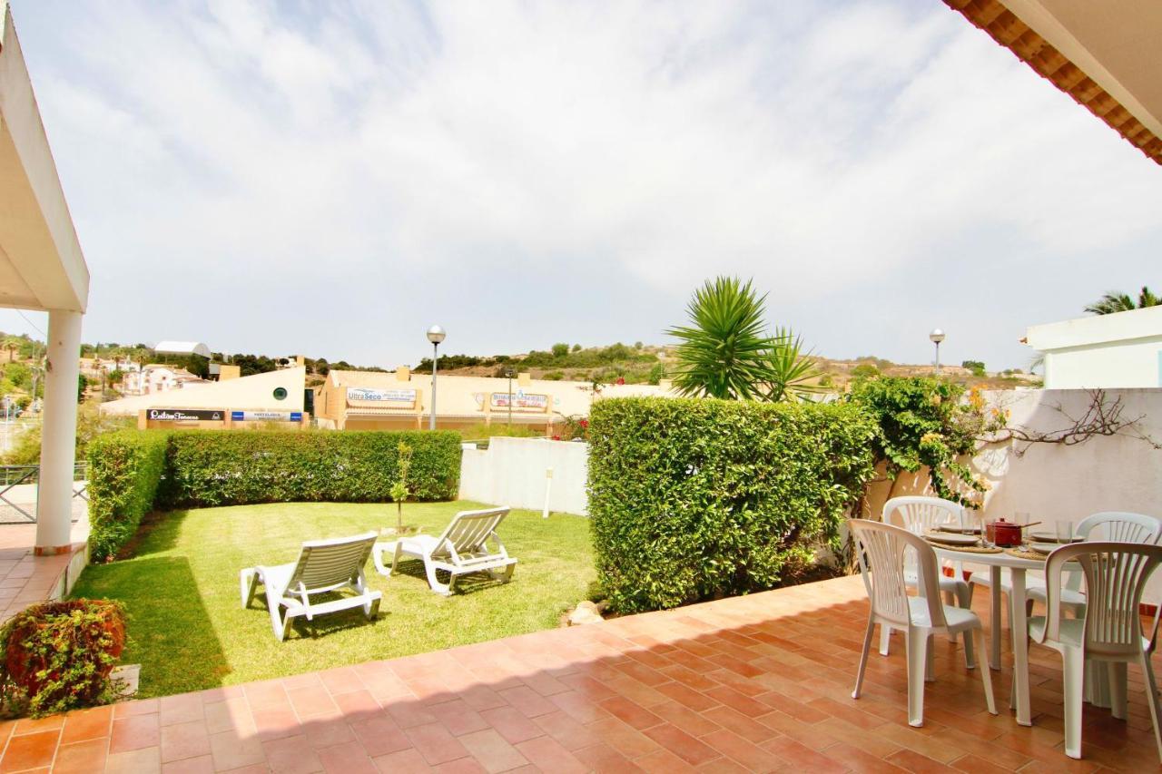 Lovelystay - Alto Dos Calicos 2Br House With Garden Αλμπουφέιρα Εξωτερικό φωτογραφία