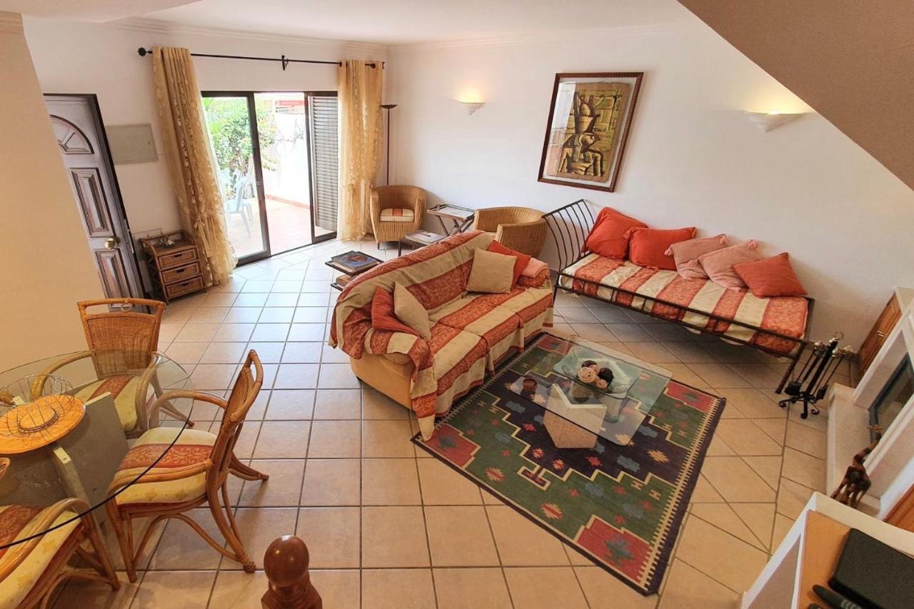 Lovelystay - Alto Dos Calicos 2Br House With Garden Αλμπουφέιρα Εξωτερικό φωτογραφία